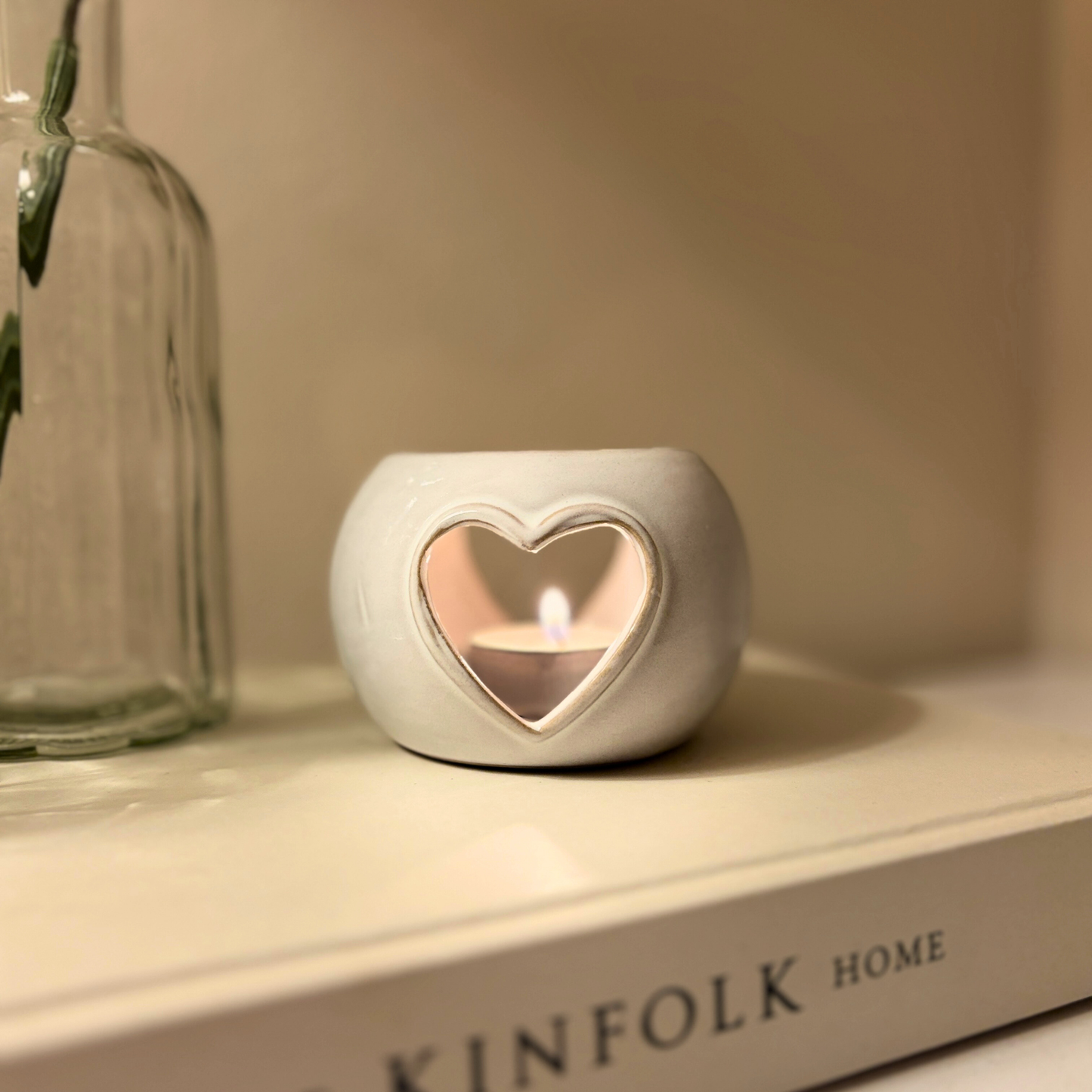 Round Ceramic Heart Tealight Candle Holder